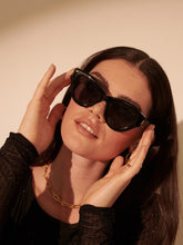 Carica l'immagine nel visualizzatore di Gallery, Occhiali da Sole Slim Cat-Eye Verona